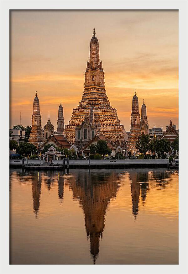 Wat Arun Temple At Golden Hour