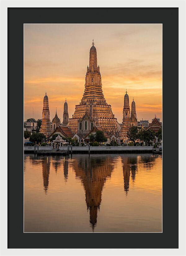 Wat Arun Temple At Golden Hour