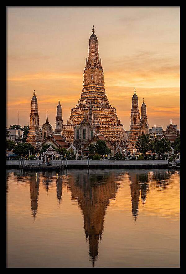Wat Arun Temple At Golden Hour