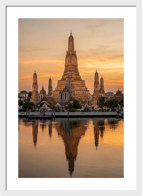 Wat Arun Temple At Golden Hour