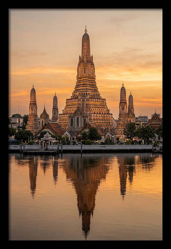 Wat Arun Temple At Golden Hour