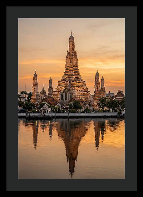 Wat Arun Temple At Golden Hour