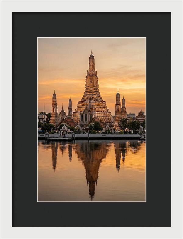 Wat Arun Temple At Golden Hour
