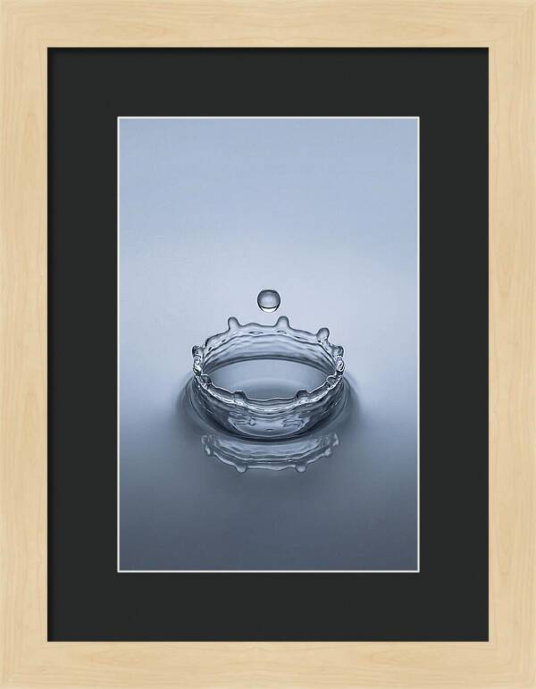Water Drop Splash Crown