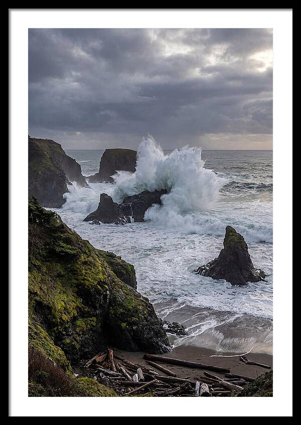 Wave Crash Along The Oregon Coast