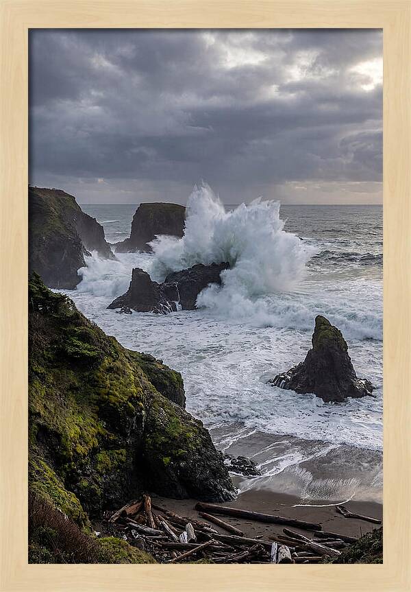 Wave Crash Along The Oregon Coast