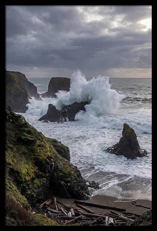 Wave Crash Along The Oregon Coast