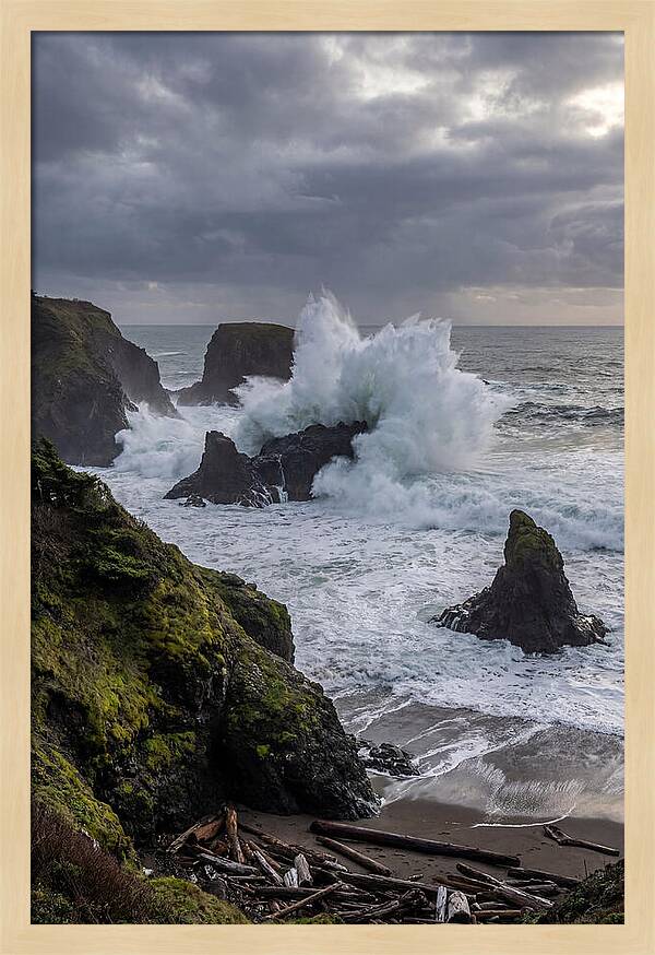 Wave Crash Along The Oregon Coast