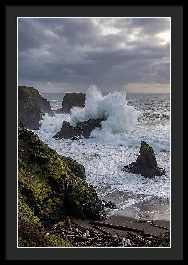 Wave Crash Along The Oregon Coast