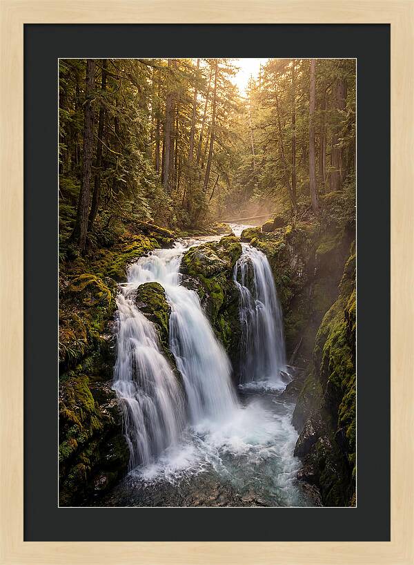 Whispers Of Issaqueena Falls