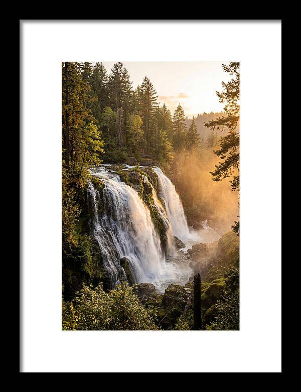 Whitewater Falls Cascade