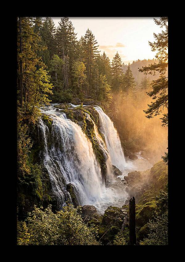 Whitewater Falls Cascade