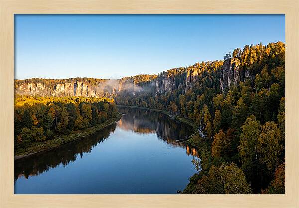 Wide Mississippi Palisades Valley