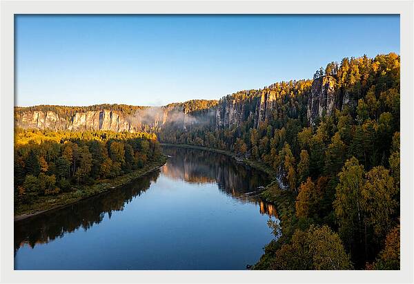 Wide Mississippi Palisades Valley
